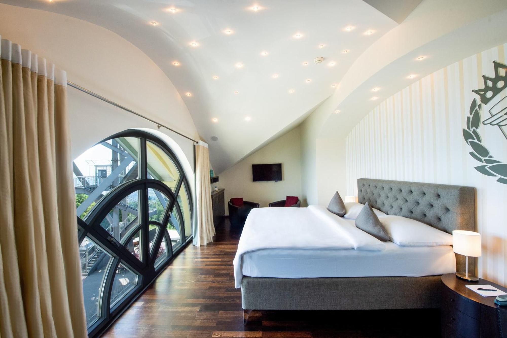 Hotel Uto Kulm Car-Free Hideaway In Zurich Bonstetten Стая снимка
